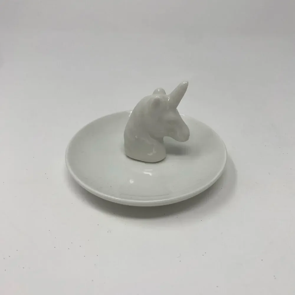 Unicorn white ceramic ring dish